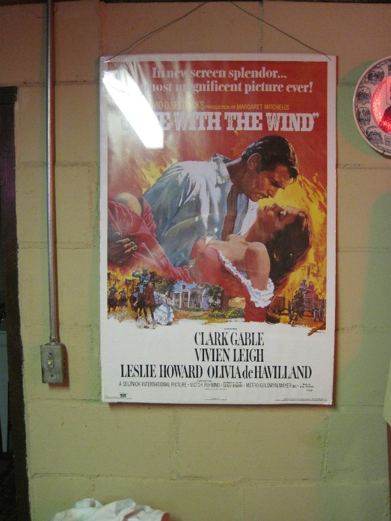 88-Retro basement.jpg